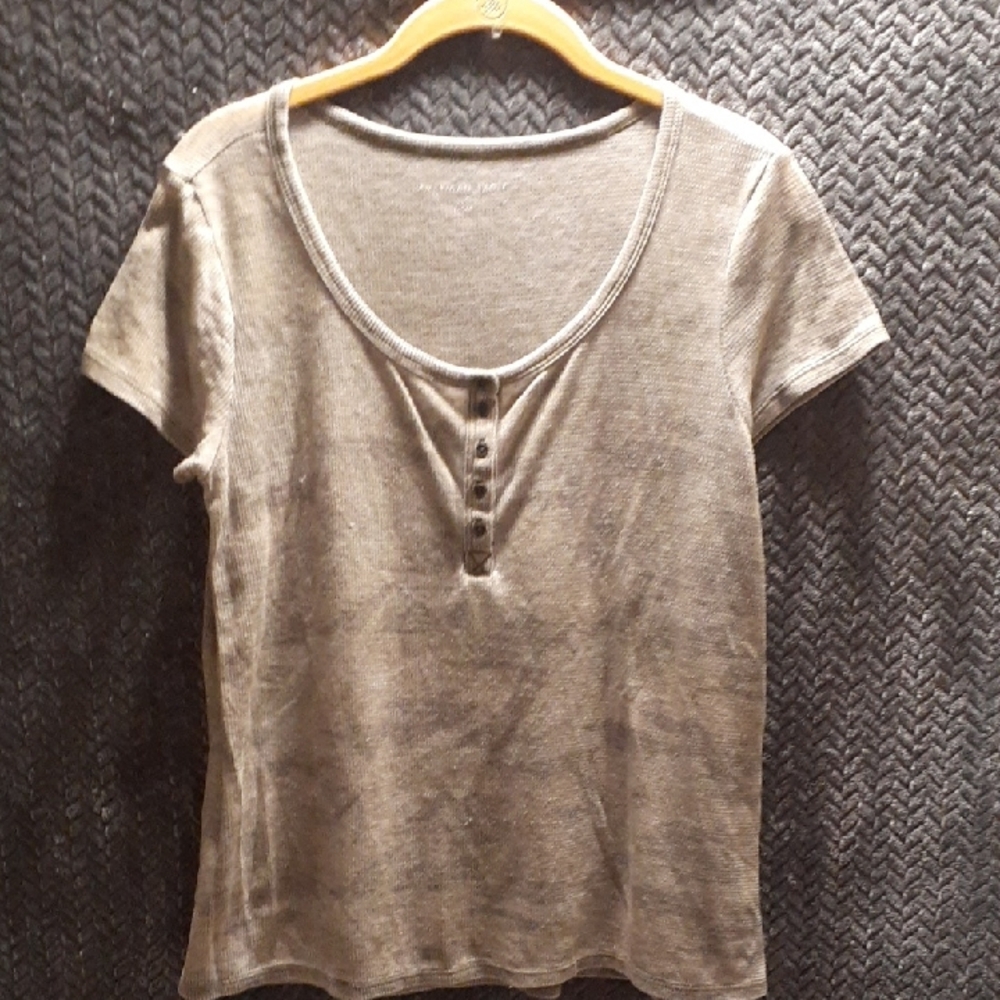 American Eagle Outfitters Gray Short Sleeve Tee